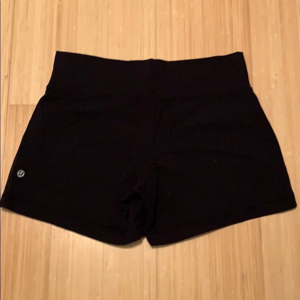 Lululemon black spandex short